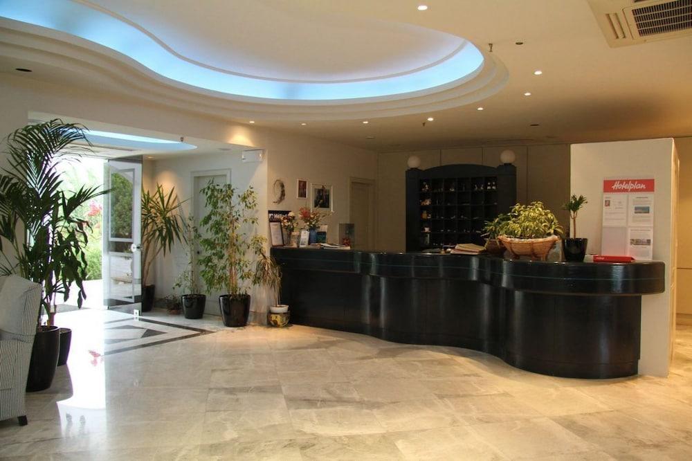 Mantenia Hotel Платанес Экстерьер фото