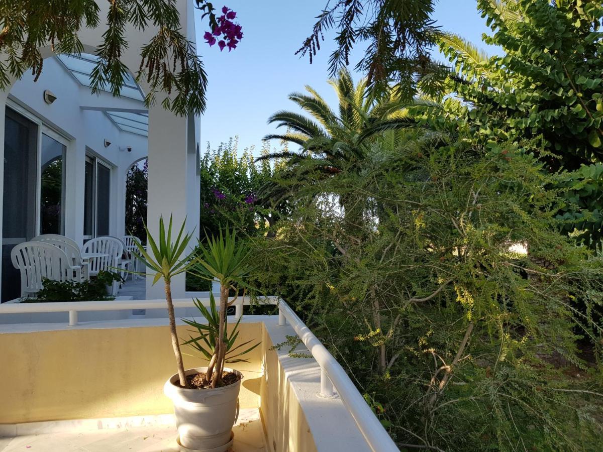 Mantenia Hotel Платанес Экстерьер фото