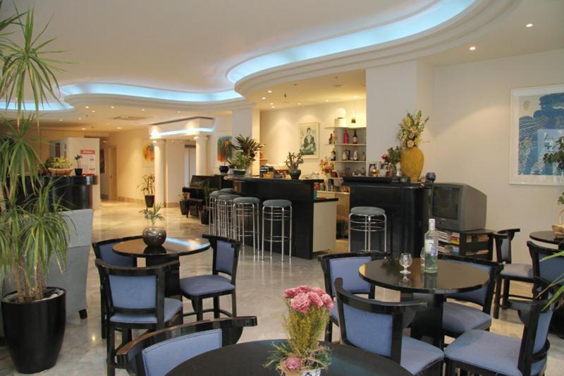 Mantenia Hotel Платанес Экстерьер фото