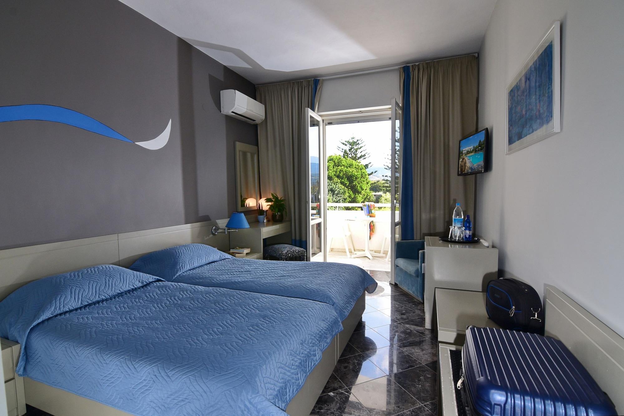 Mantenia Hotel Платанес Экстерьер фото