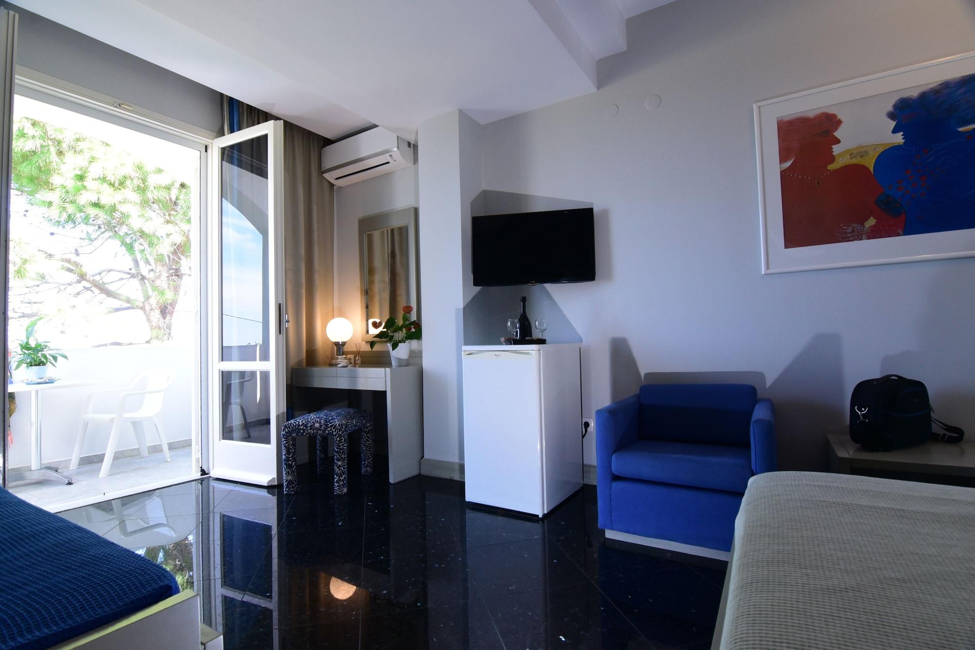 Mantenia Hotel Платанес Экстерьер фото