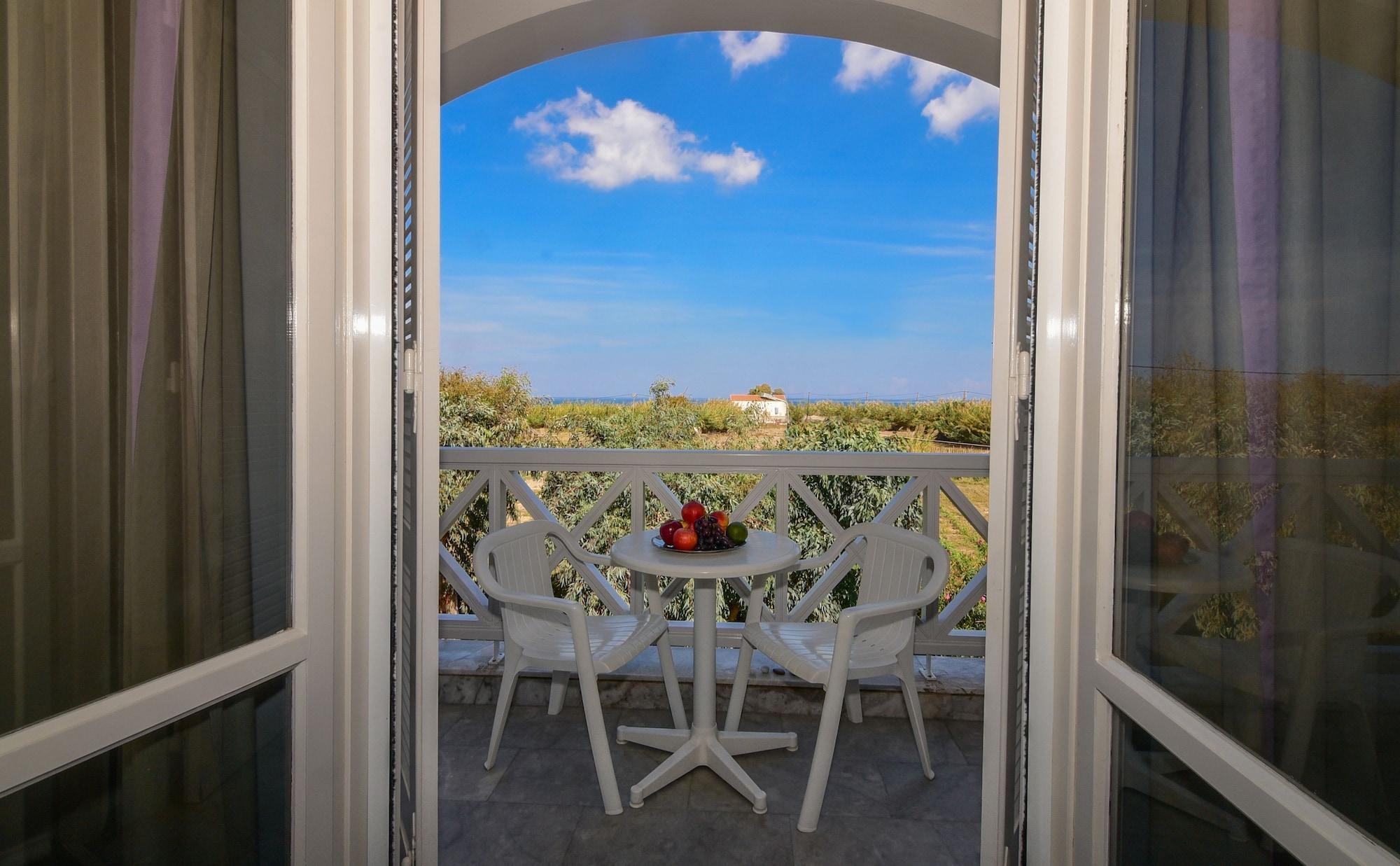 Mantenia Hotel Платанес Экстерьер фото