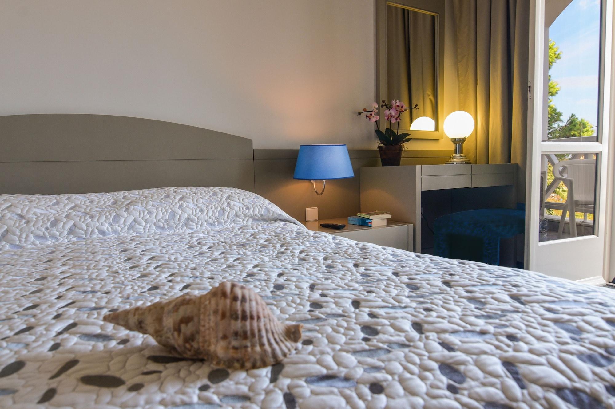 Mantenia Hotel Платанес Экстерьер фото