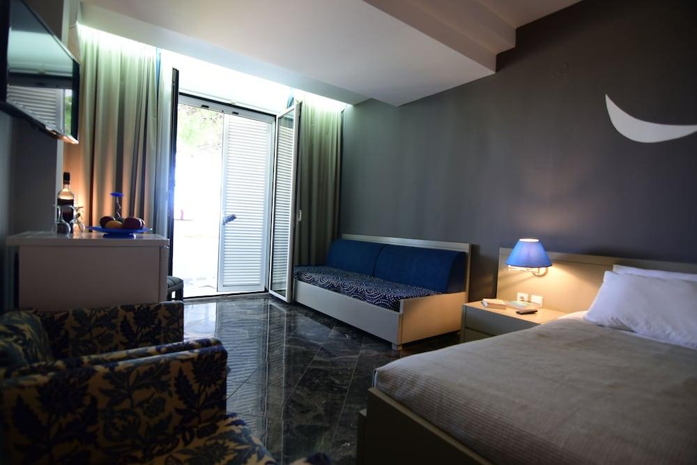 Mantenia Hotel Платанес Экстерьер фото