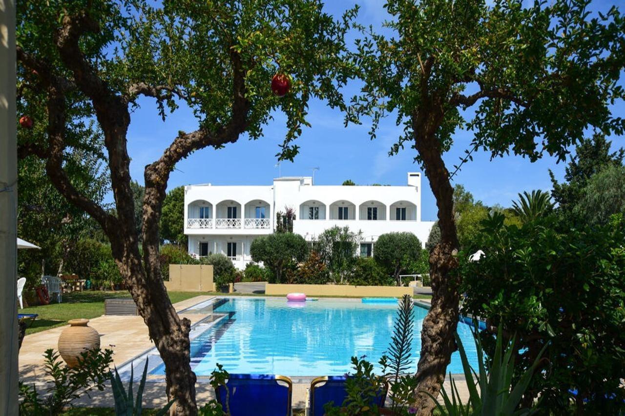 Mantenia Hotel Платанес Экстерьер фото